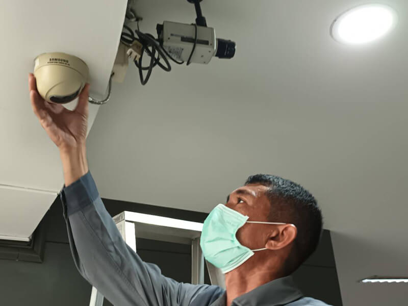 ทีมช่างผู้เชี่ยวชาญ